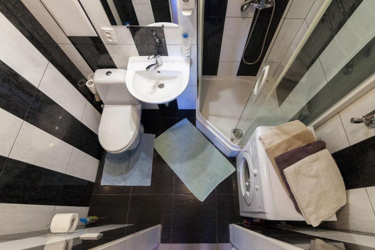 Lesya apartment Lviv Bagian luar foto